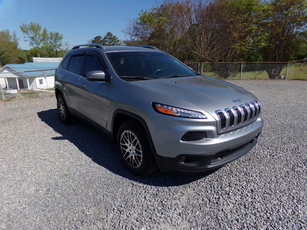 2017 Jeep Cherokee Latitude's photo
